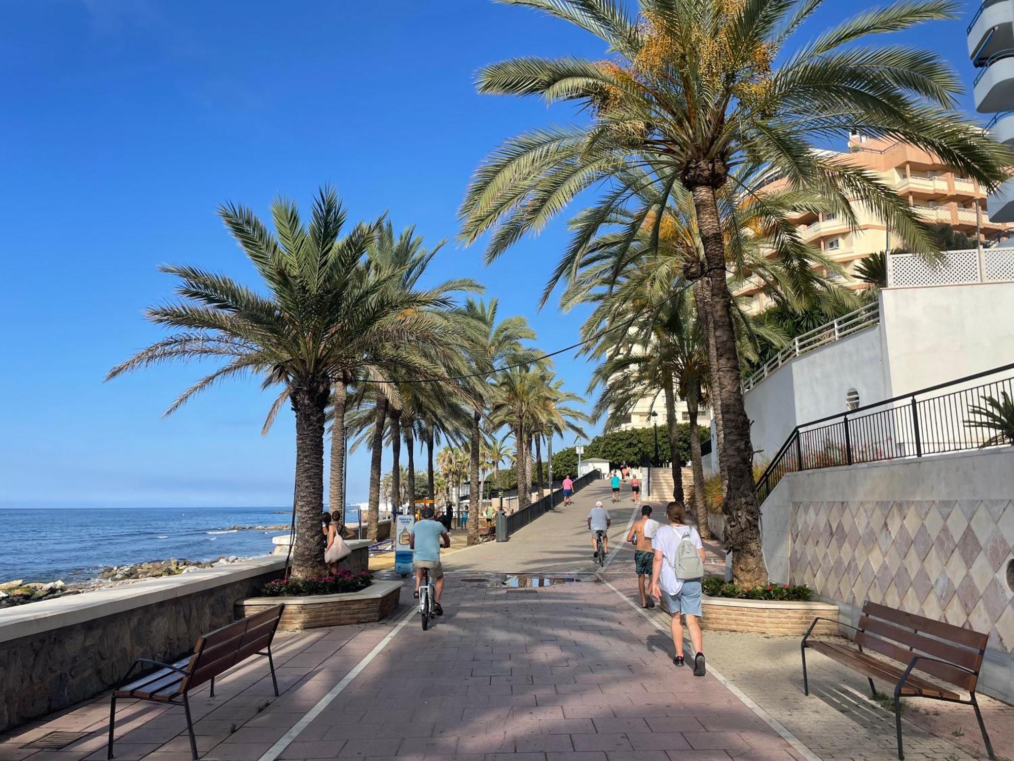 Marbella Centre Beachfront & Pool Екстериор снимка