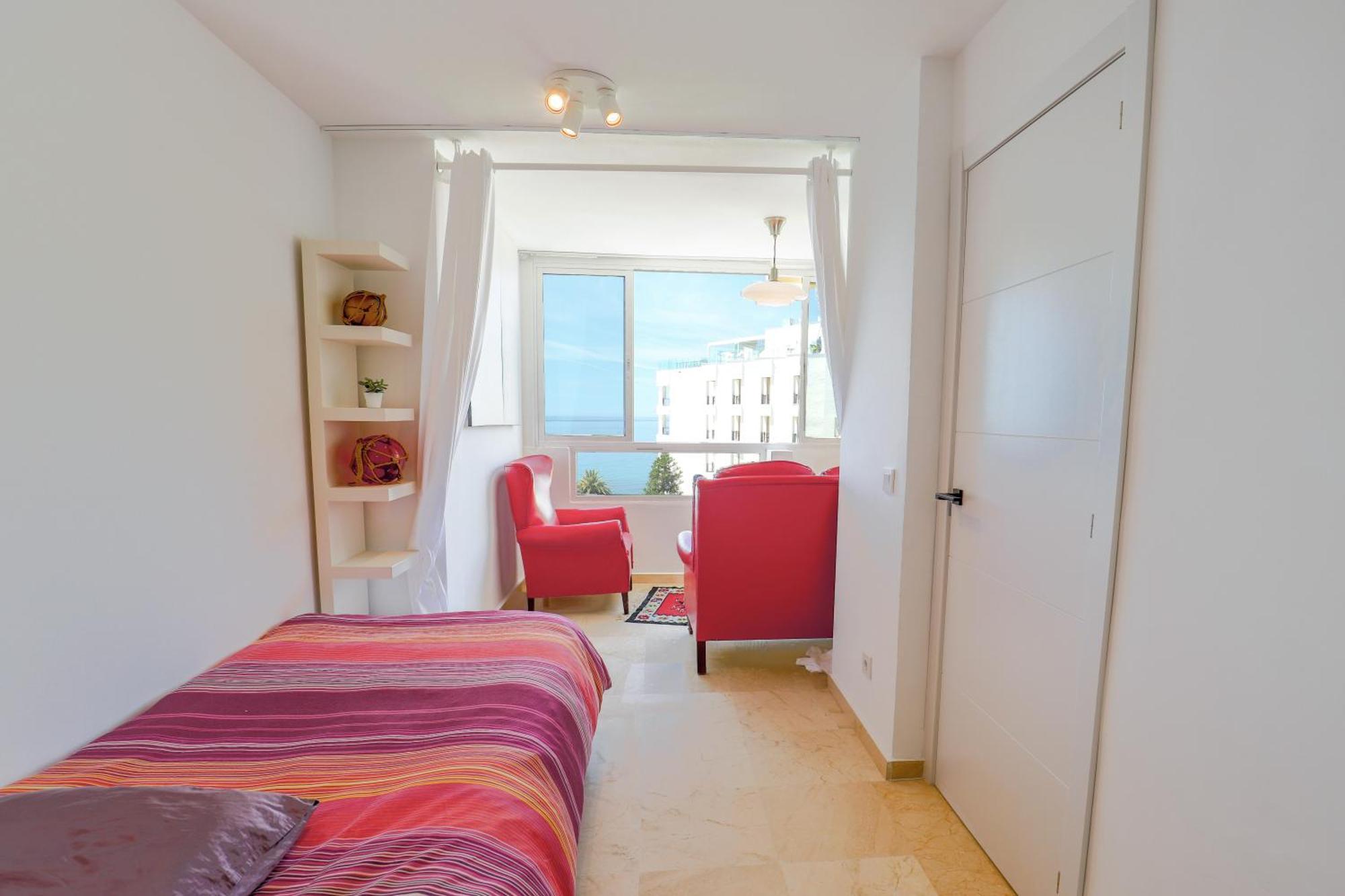 Marbella Centre Beachfront & Pool Екстериор снимка