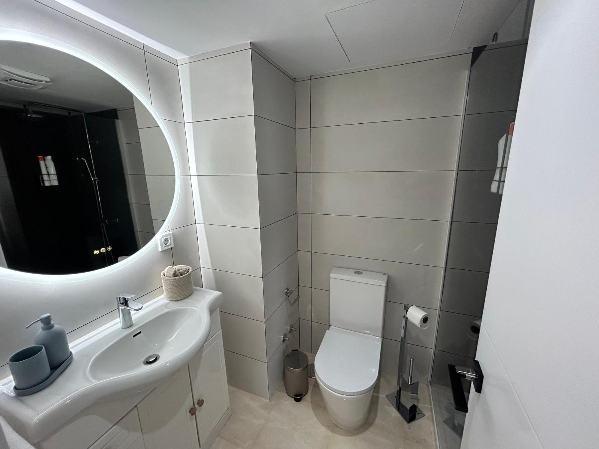 Marbella Centre Beachfront & Pool Екстериор снимка