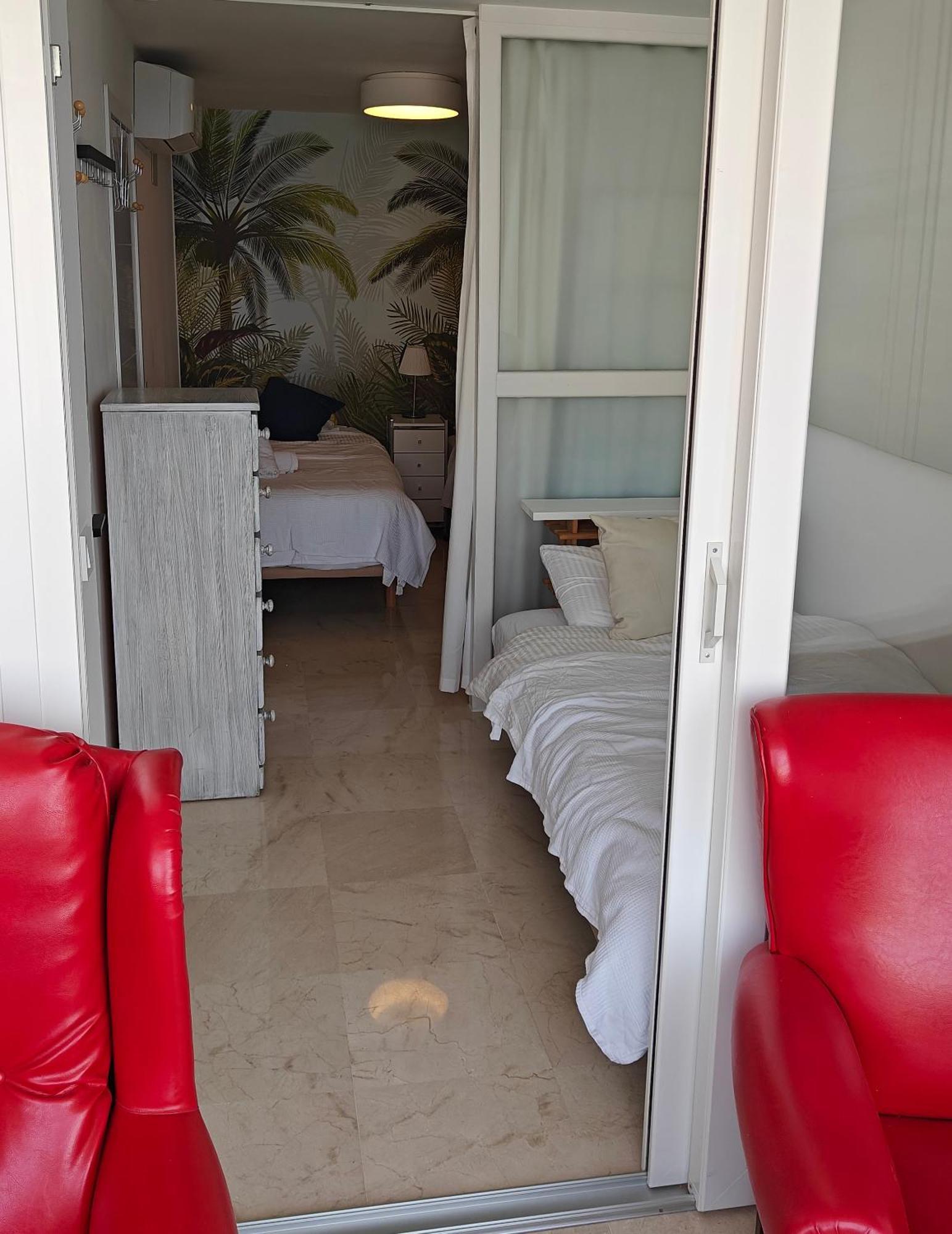 Marbella Centre Beachfront & Pool Екстериор снимка