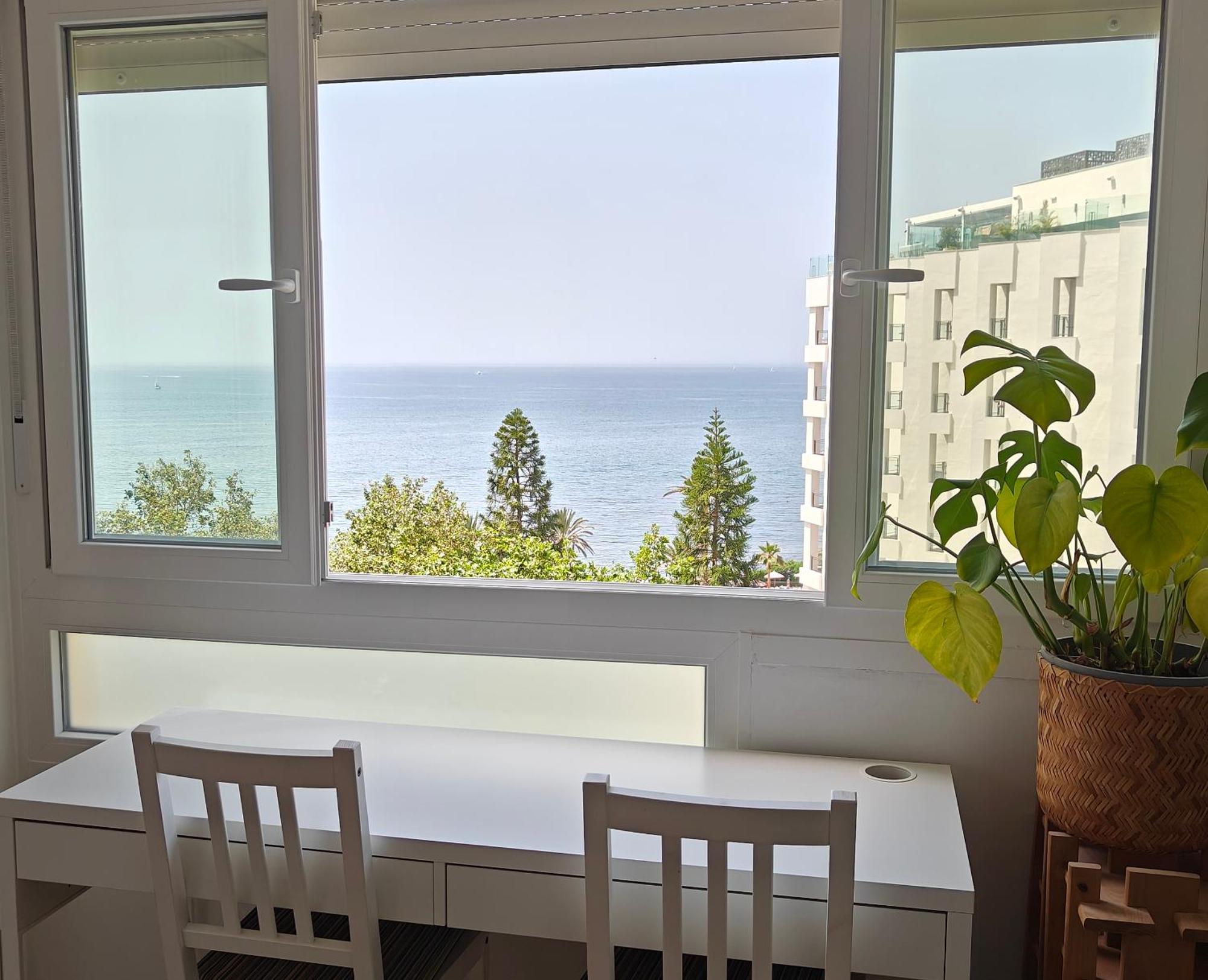 Marbella Centre Beachfront & Pool Екстериор снимка